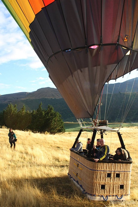 Sunrise Balloon Flight, Queenstown, New Zealand