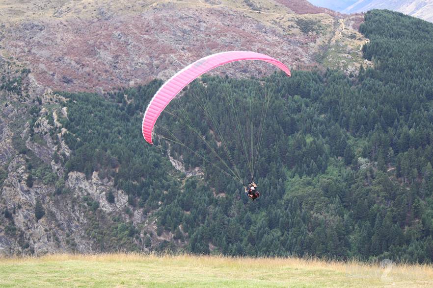 Paragliding Queenstown, New Zealand