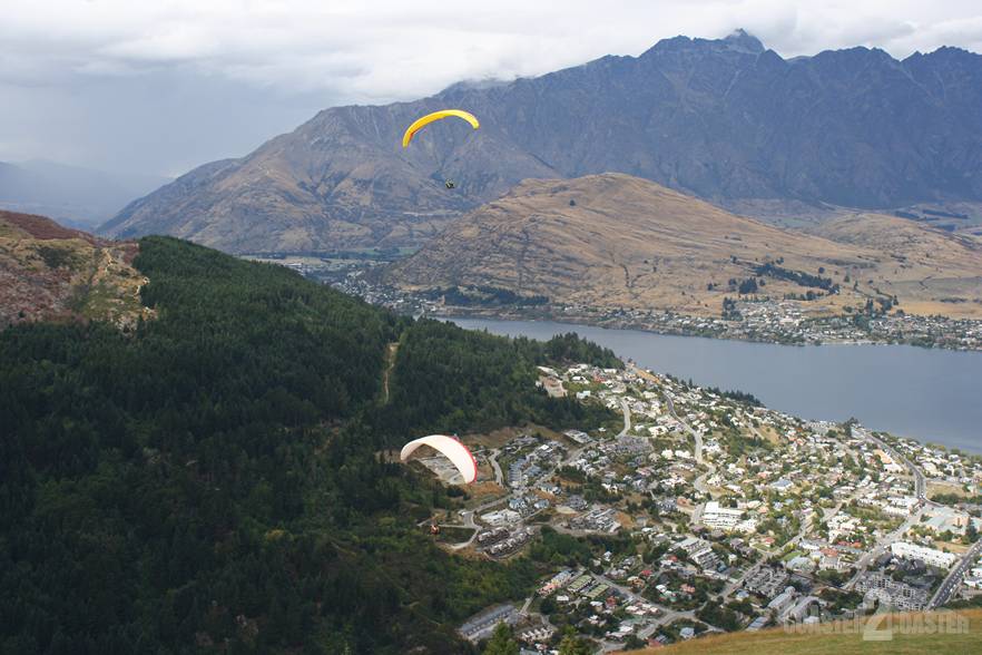 Paragliding Queenstown, New Zealand